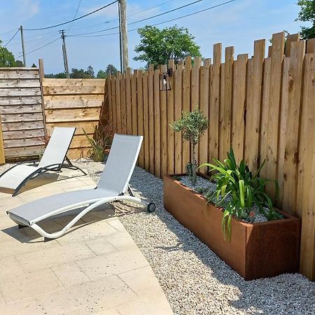 En Pleine Campagne, Proche Du Mans - Chambre D'Hotes Fillé Esterno foto