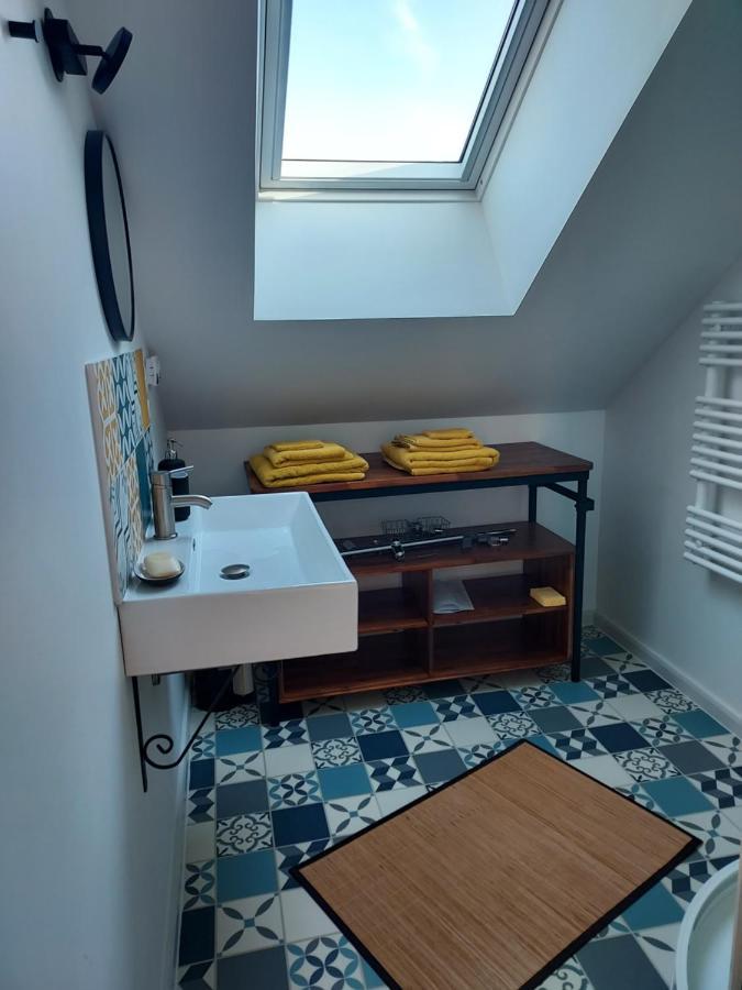 En Pleine Campagne, Proche Du Mans - Chambre D'Hotes Fillé Esterno foto